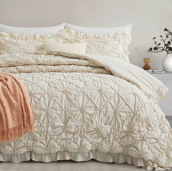 King Size Bed Comforter Set Cream Beige Ruffle Shabby Cottage Chic Bedding New - Picture 4 of 8
